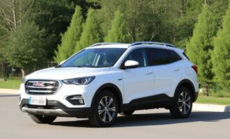 HAVAL F7: разве что не персональный внедорожник — что это за автомобиль и кому он подходит